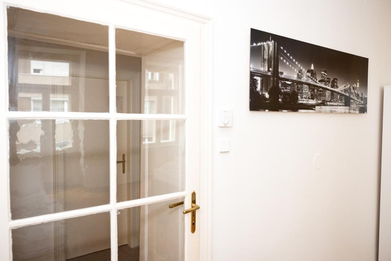 Premium 80 M2 Apartment - Free Parking Wenen Buitenkant foto