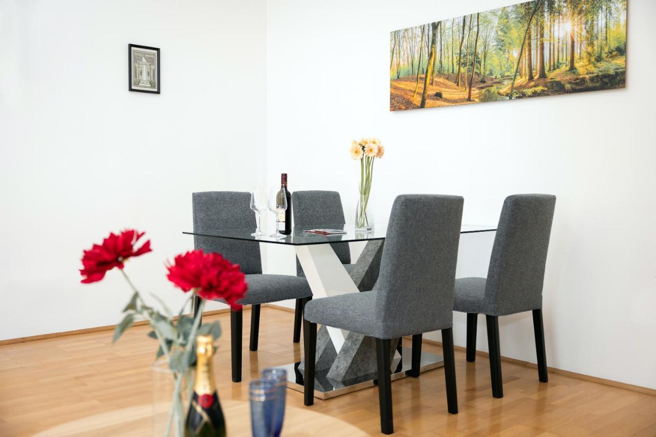 Premium 80 M2 Apartment - Free Parking Wenen Buitenkant foto
