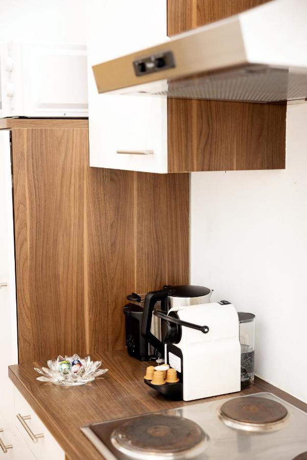 Premium 80 M2 Apartment - Free Parking Wenen Buitenkant foto