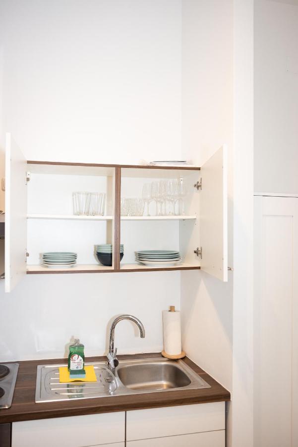 Premium 80 M2 Apartment - Free Parking Wenen Buitenkant foto